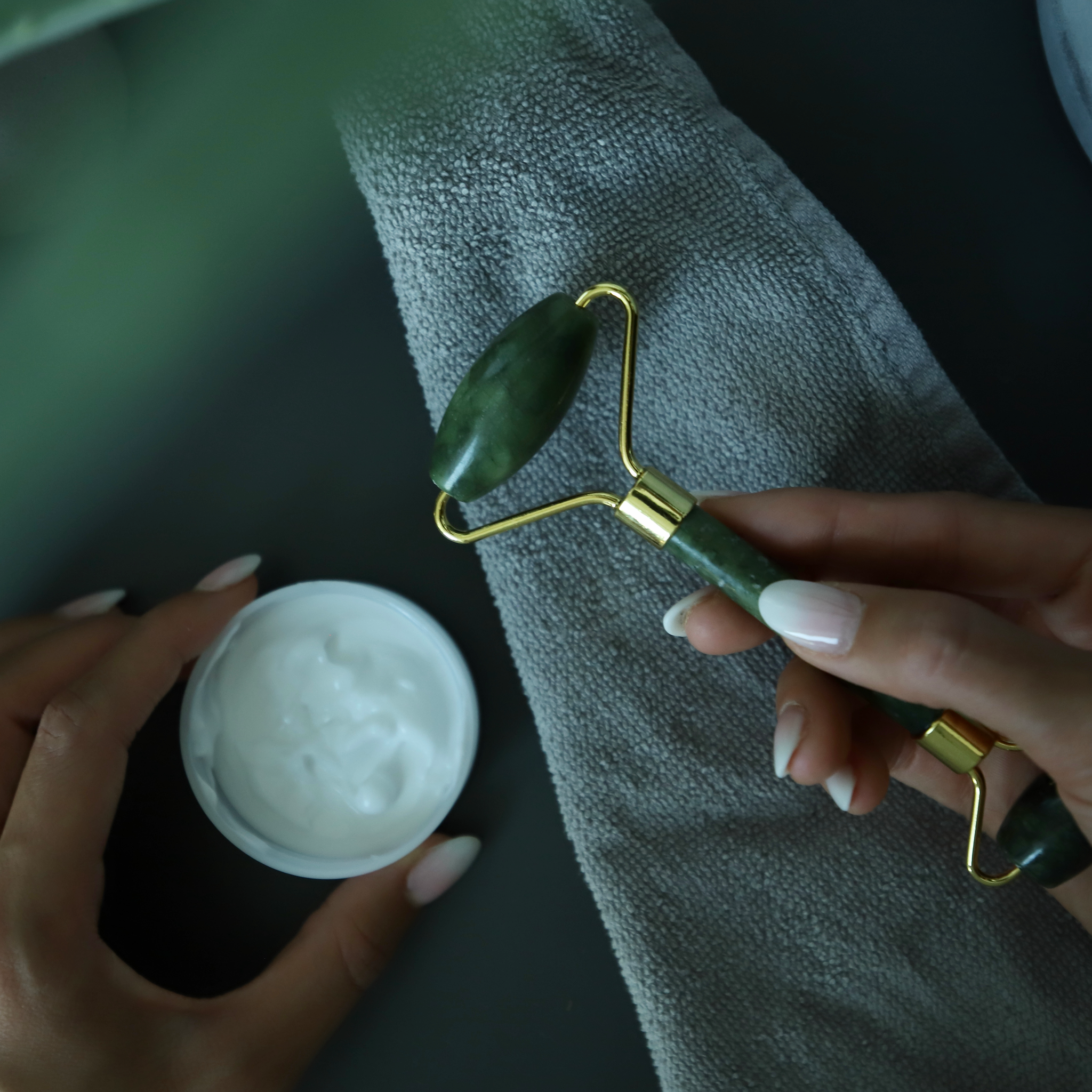 bemberg creme Jade Roller